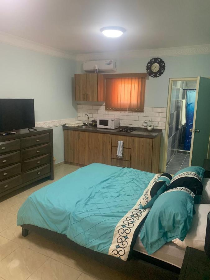 Omira Apartment Suites 빌렘스타트 외부 사진